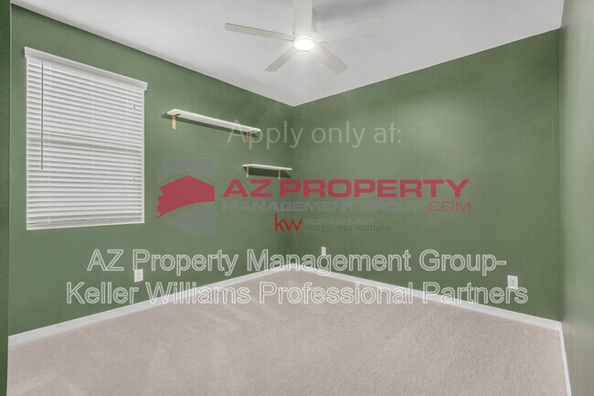 Building Photo - 14031 W Pershing St