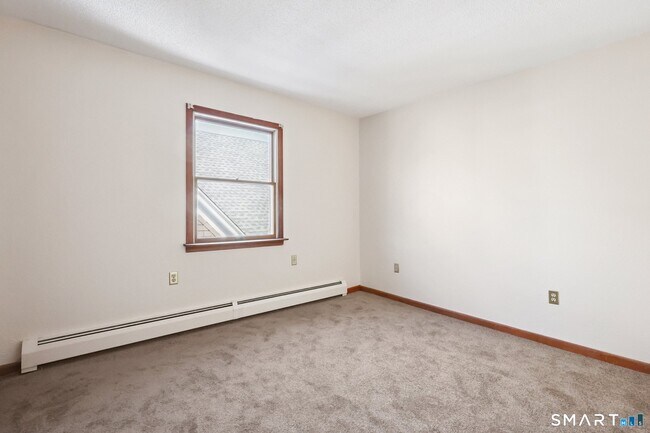 Building Photo - 1-3 Magnolia St