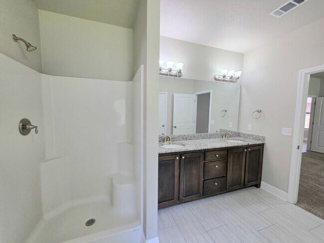 Building Photo - 3858 Ranch Rd