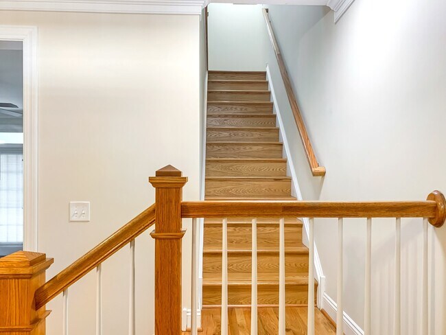 Building Photo - 3 Bed/2Bath Open Concept Home in Church Hi...