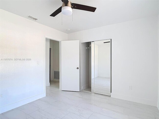 Building Photo - 4487 Pocatella Ave