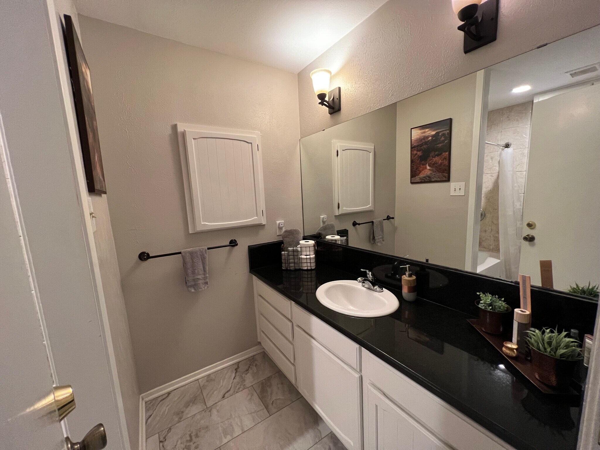 Vanity in hall bathroom - 3920 Sanguinet St