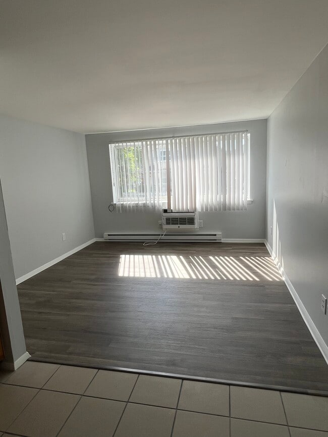 Living Room - 512 Chicopee St