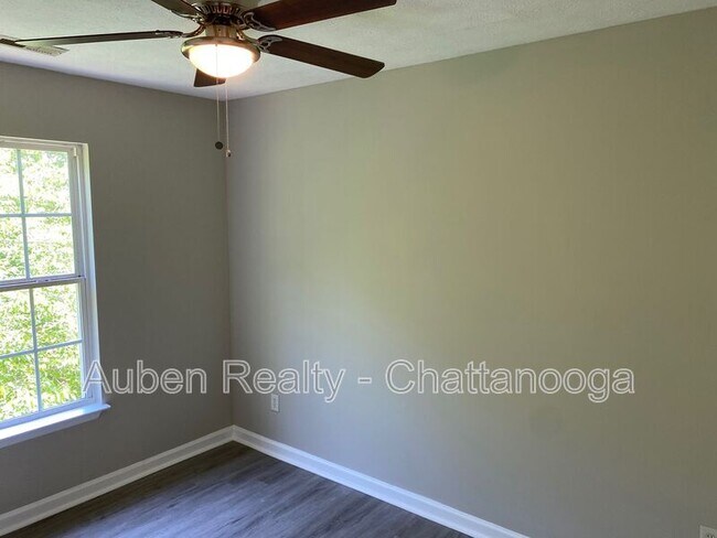 Building Photo - 3911 Wilsonia Ave