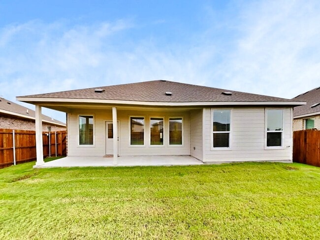 Building Photo - 1250 Okeechobee Dr