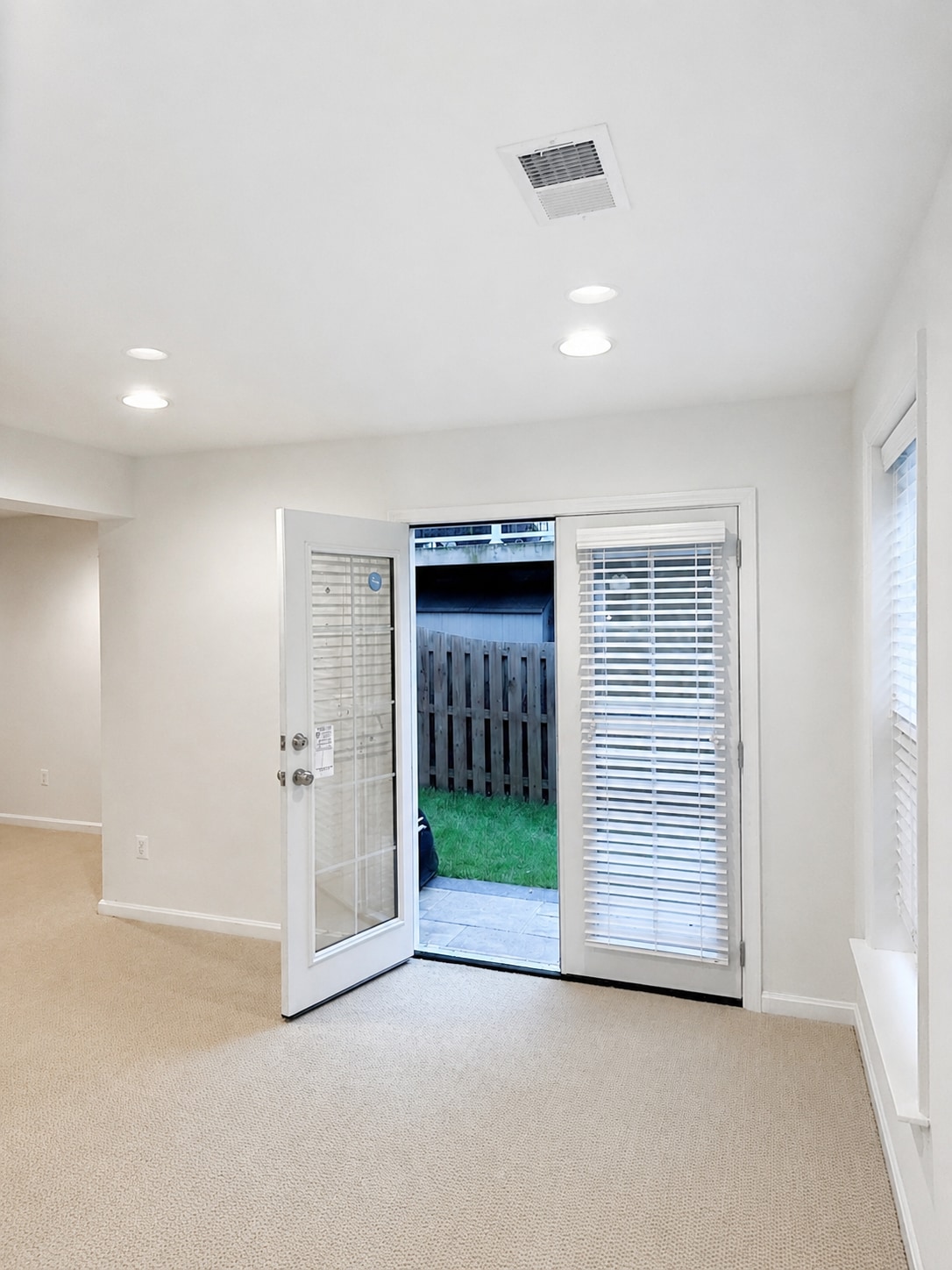 Building Photo - 7412 Pensacola Pl