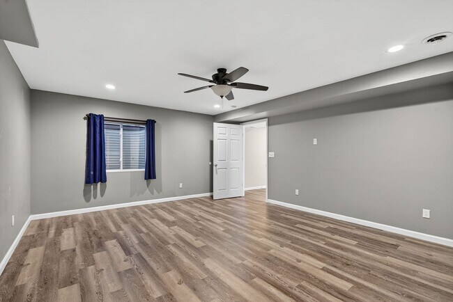 Building Photo - Charming 4-Bedroom Home in Springhurst Com...