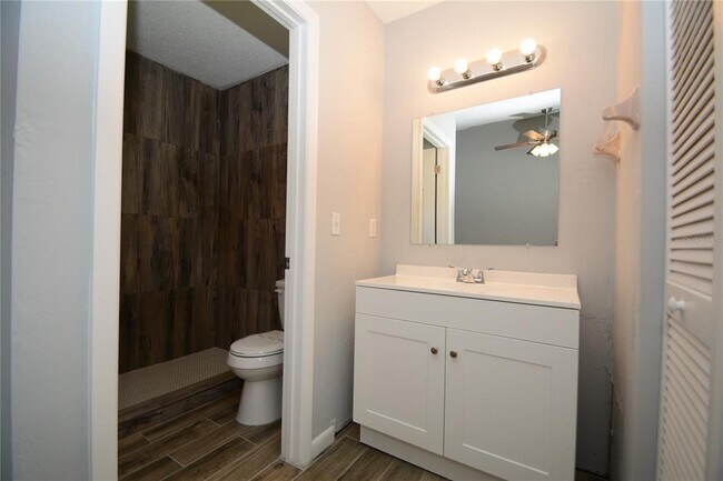 Building Photo - 107 Brunswick Ln