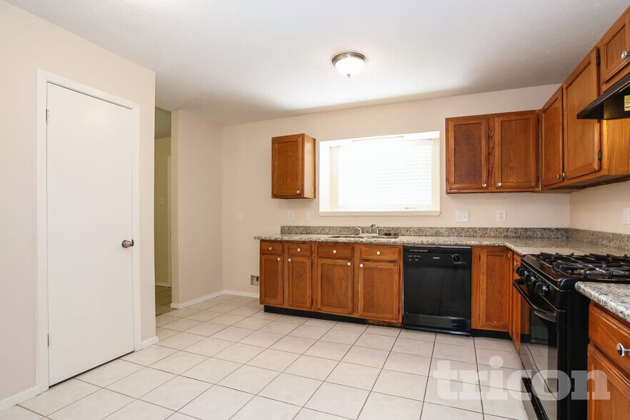 Building Photo - 3206 Sedgeborough Dr