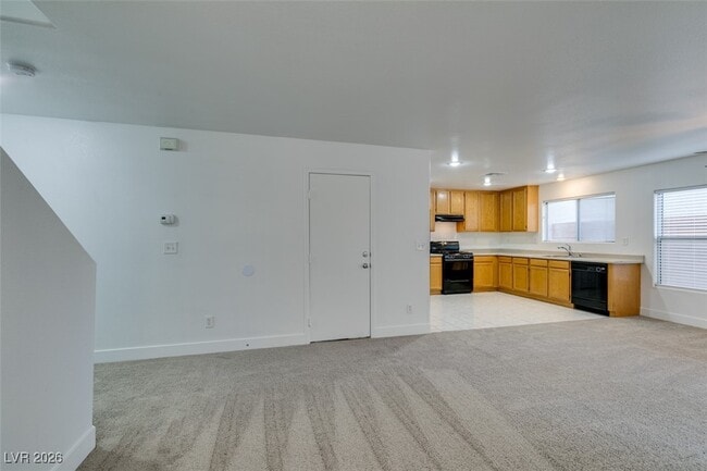 Building Photo - 11924 Lemon Balm St