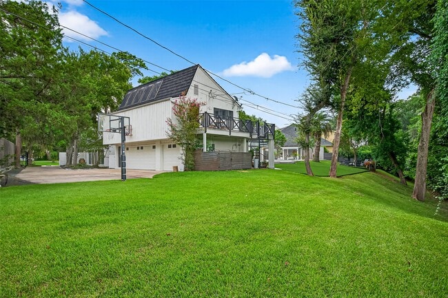 Building Photo - 415 Ramblewood Rd