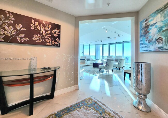 Building Photo - 3535 S Ocean Dr