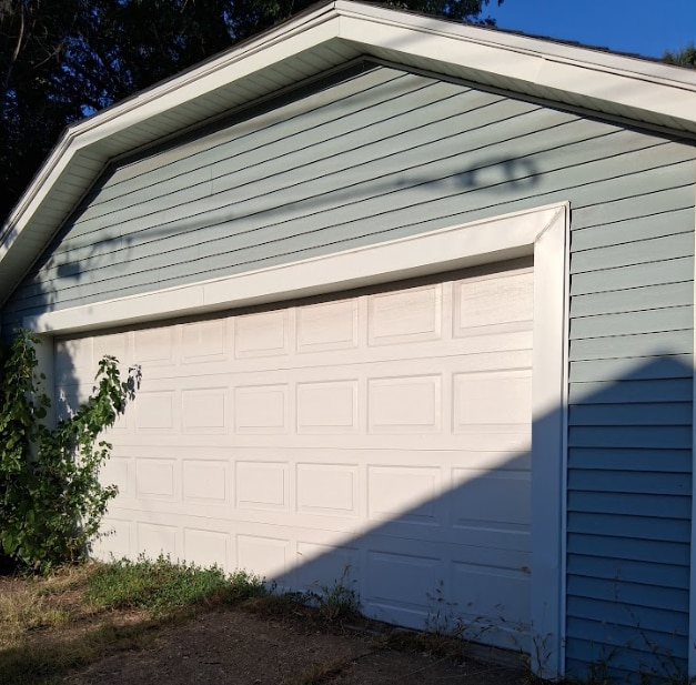 Building Photo - 418 S Hancock Ave