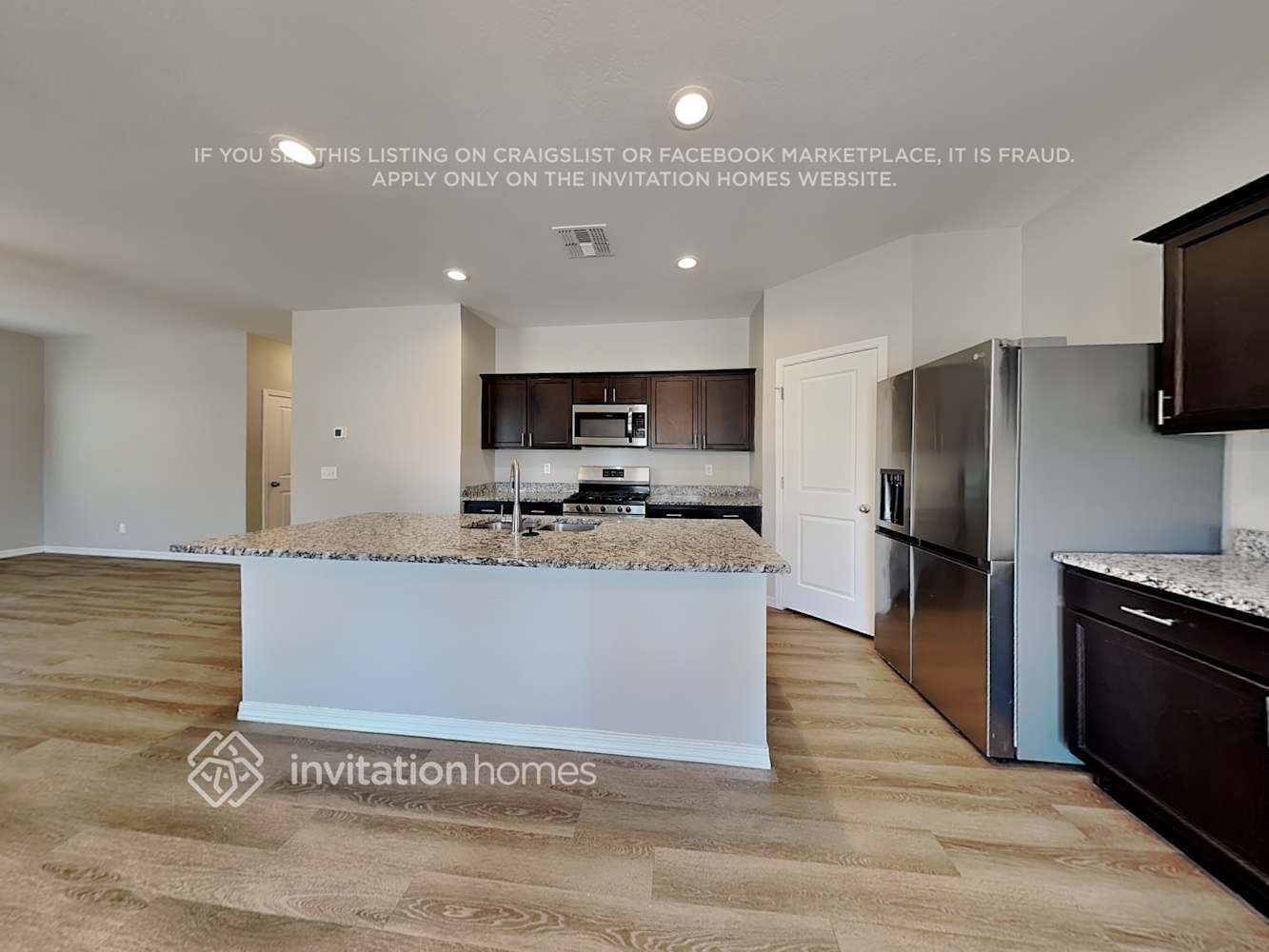 Building Photo - 395 W White Sands Dr