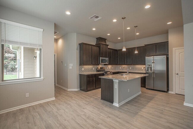 Building Photo - 28104 Rocky Heights Dr
