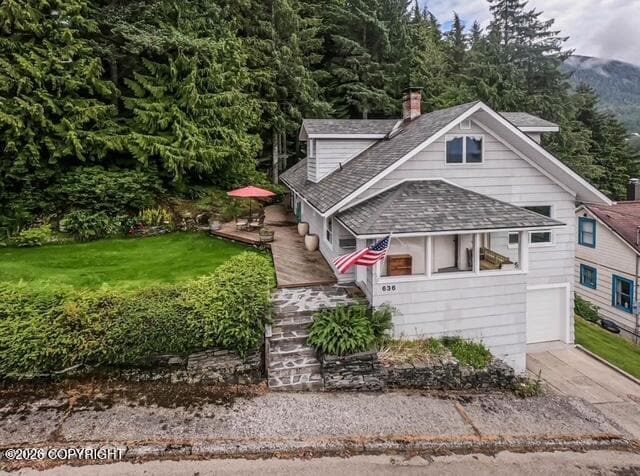 Building Photo - 636 Main St