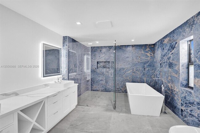 Building Photo - 3180 N 36th St