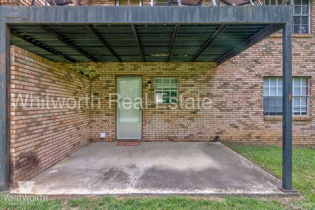 Building Photo - 3807 Sheffield Ct