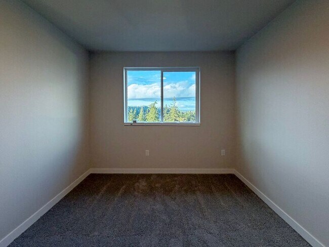 Building Photo - 2638 Waterlily Dr