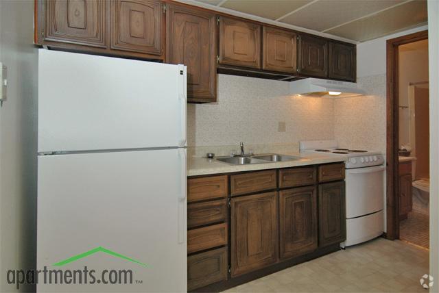 Kitchen - Brosig Street Apartments