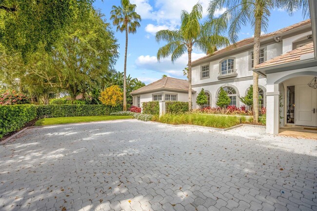 Building Photo - 2377 Golf Brook Dr
