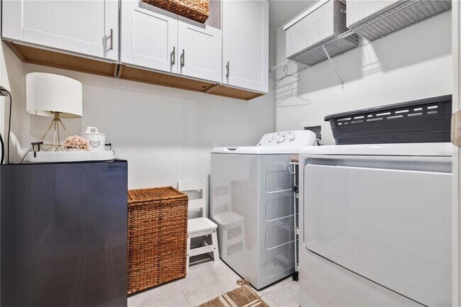 Building Photo - 10070 Trumpet Honeysuckle Wy