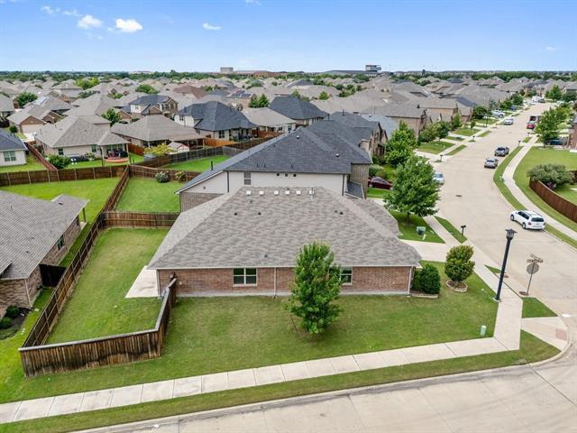 Building Photo - 920 Kinghaven Dr