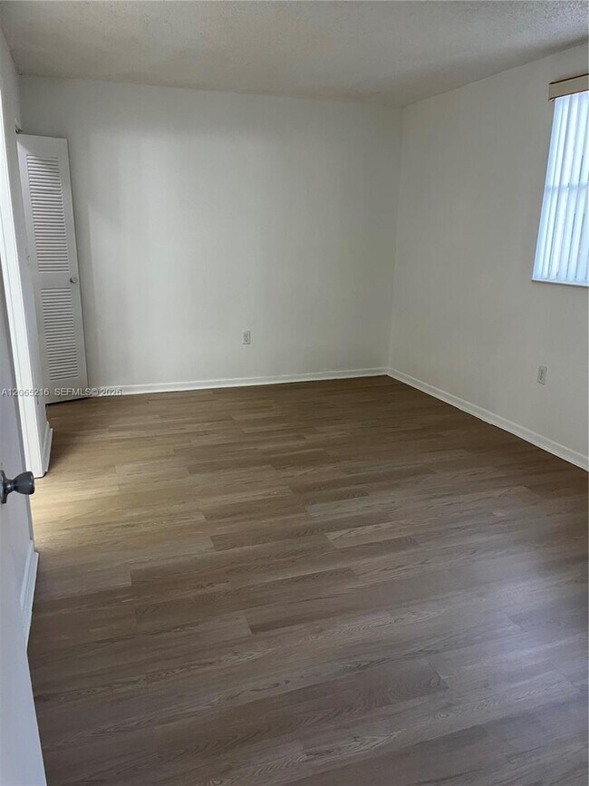 Building Photo - 14930 SW 82nd Terrace
