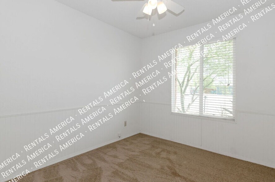 Building Photo - 7868 N Soledad Ave