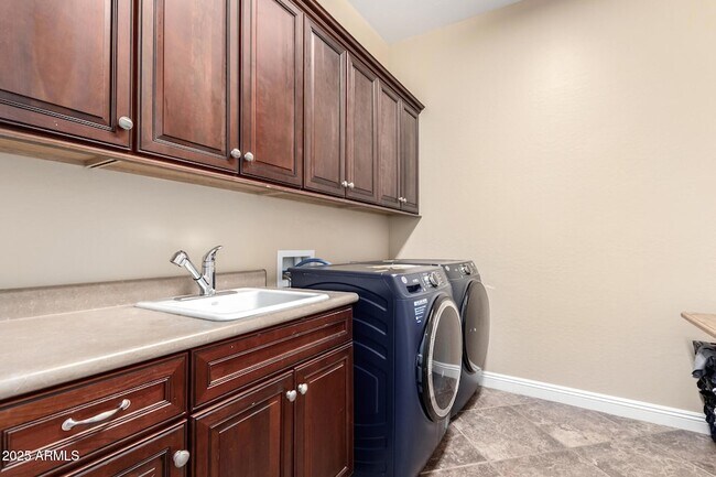 Building Photo - 4935 W Yearling Rd