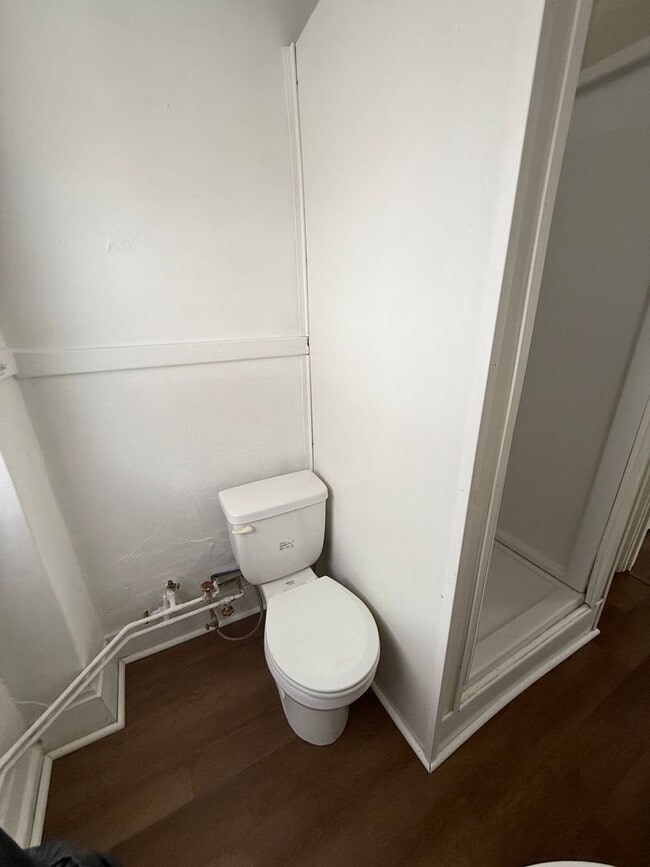 Building Photo - Ganson St 1101-1105 E w/East Ave 525 &amp; 527 N