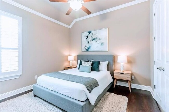 Building Photo - 5900 Lipan Apache Bend