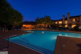 Building Photo - 33 Finch Trail NE