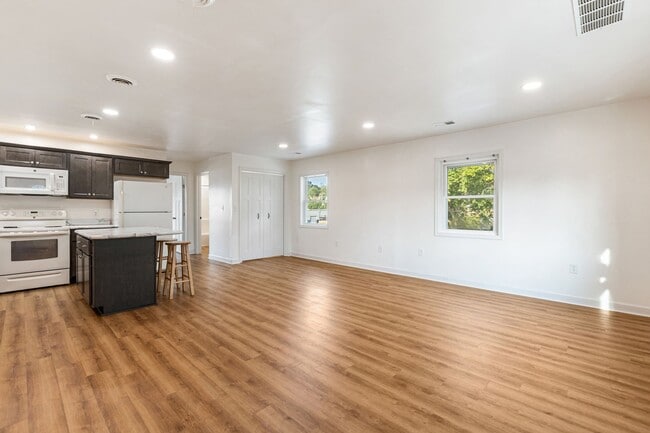 Building Photo - Charming and Private 1 Bedroom- Coming Soon