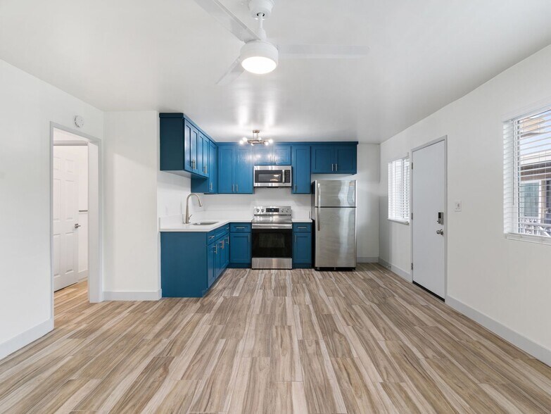 Building Photo - 1332 Walnut Ave