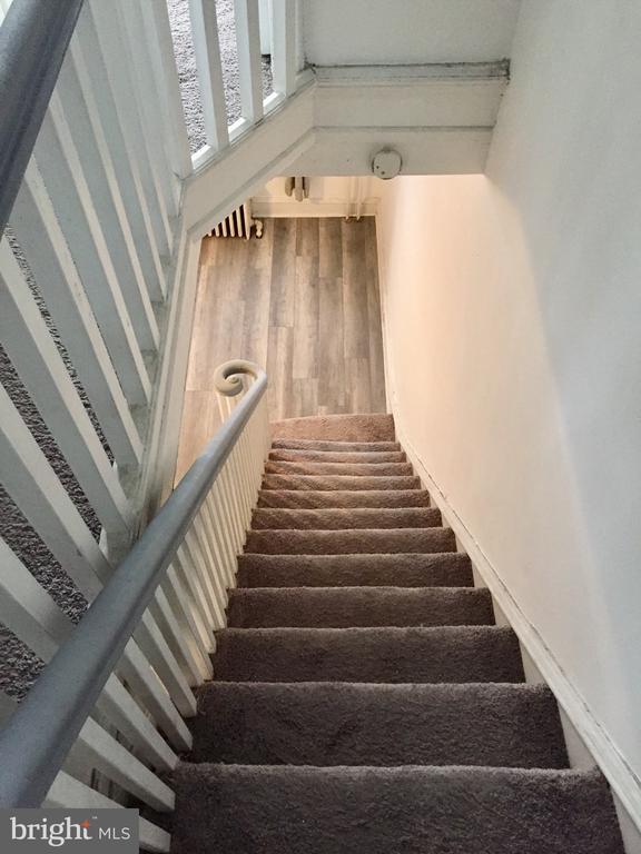 Building Photo - 125 N Ruby St