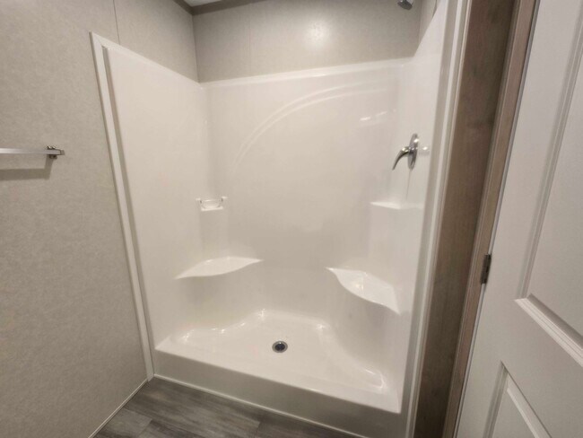 Building Photo - 3510 N 9th St