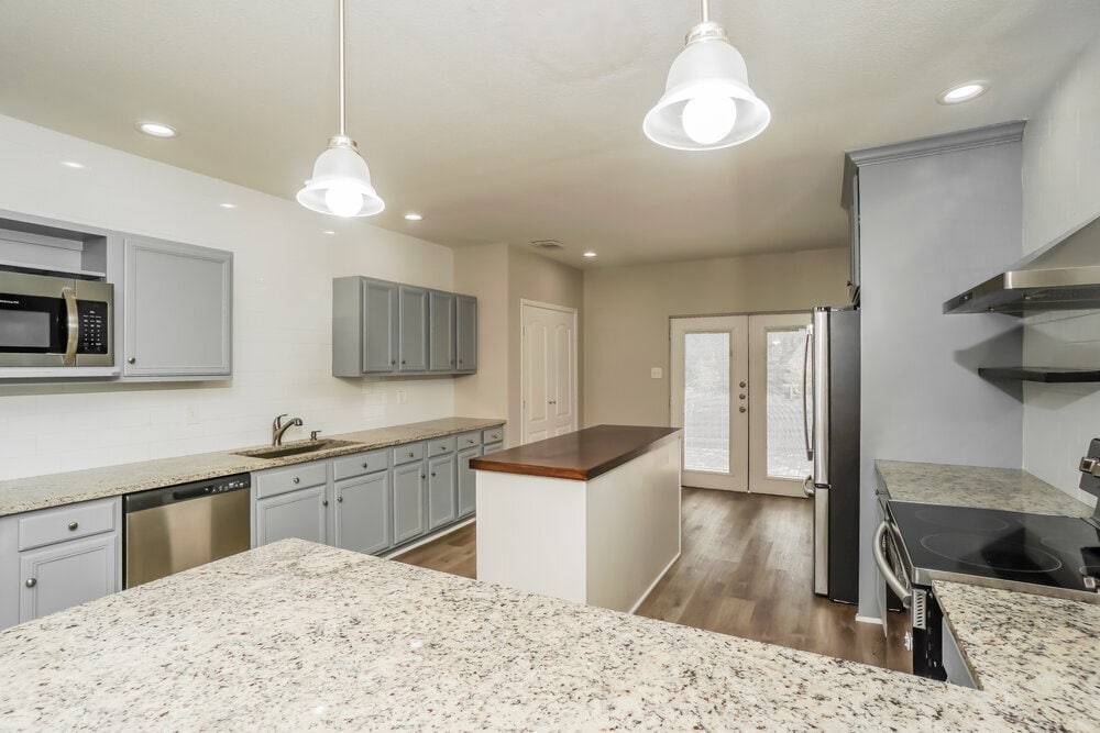 Building Photo - 3438 Maitland