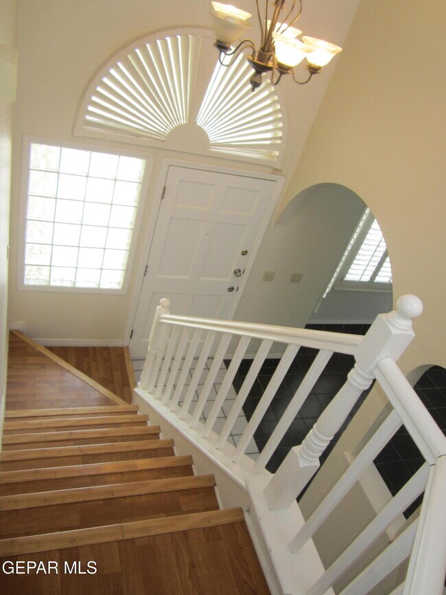 Building Photo - 6924 Imperial Ridge Dr