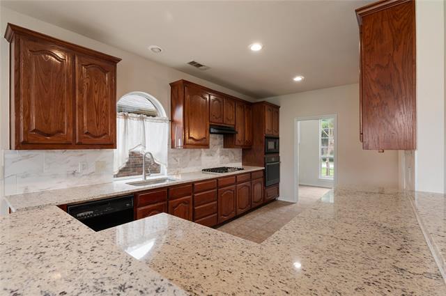 Building Photo - 2625 Alpena Dr