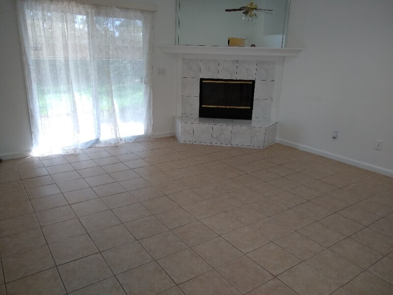 Building Photo - 8528 Echoridge Ct