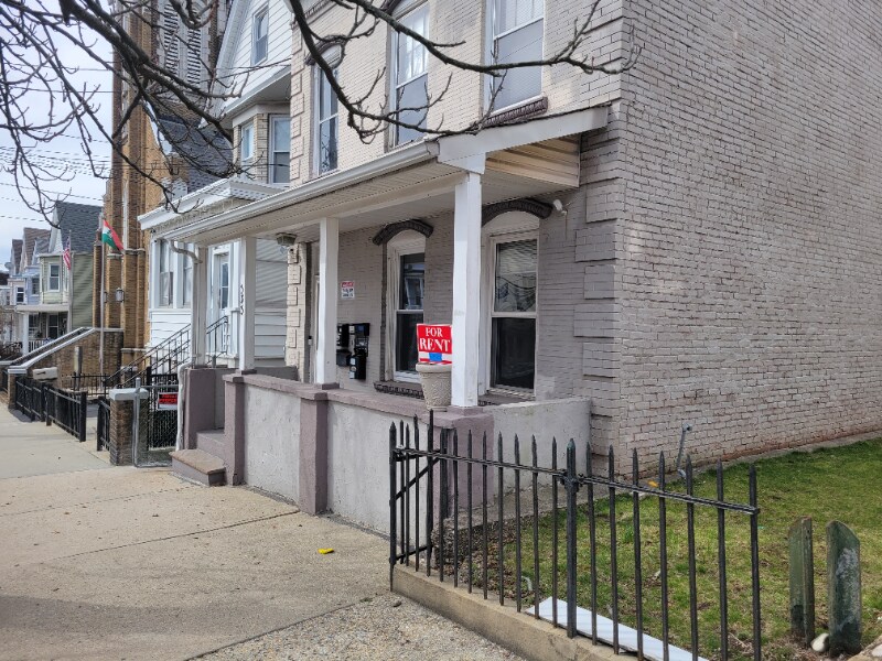 Building Photo - 333 Kirkland Pl