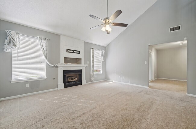 Building Photo - 901 Pine Mill Ct
