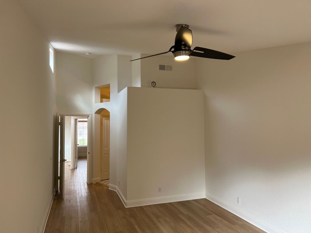 Building Photo - 9 Nutcracker Ln
