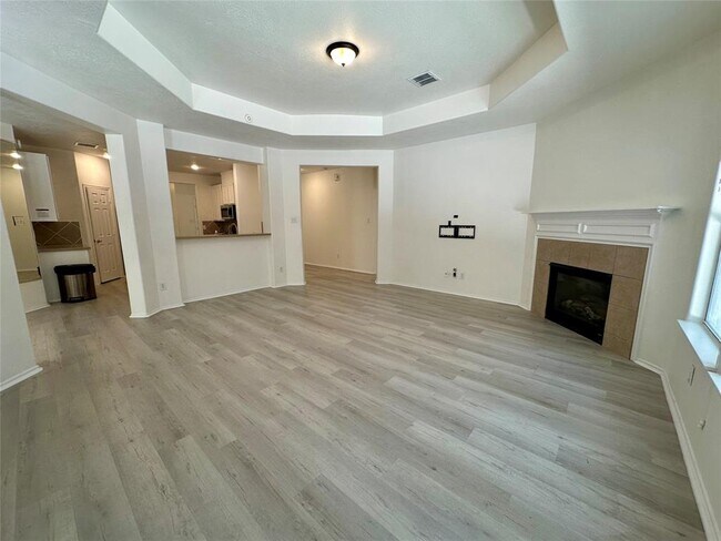 Building Photo - 951 Doire Dr