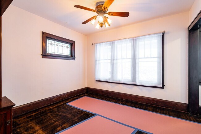 Building Photo - Charming 3-Bed Home in Bayview!  Pets Welcome!