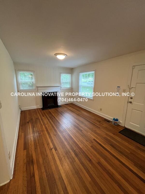 Building Photo - 2824 Phillips Ave