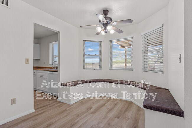 Building Photo - 9413 N Albatross Dr
