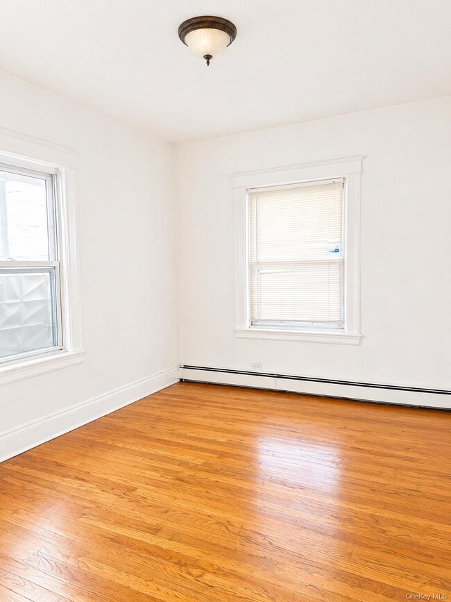 Building Photo - 108 St James Terrace