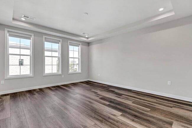 Building Photo - 7463 Backett Wood Ter